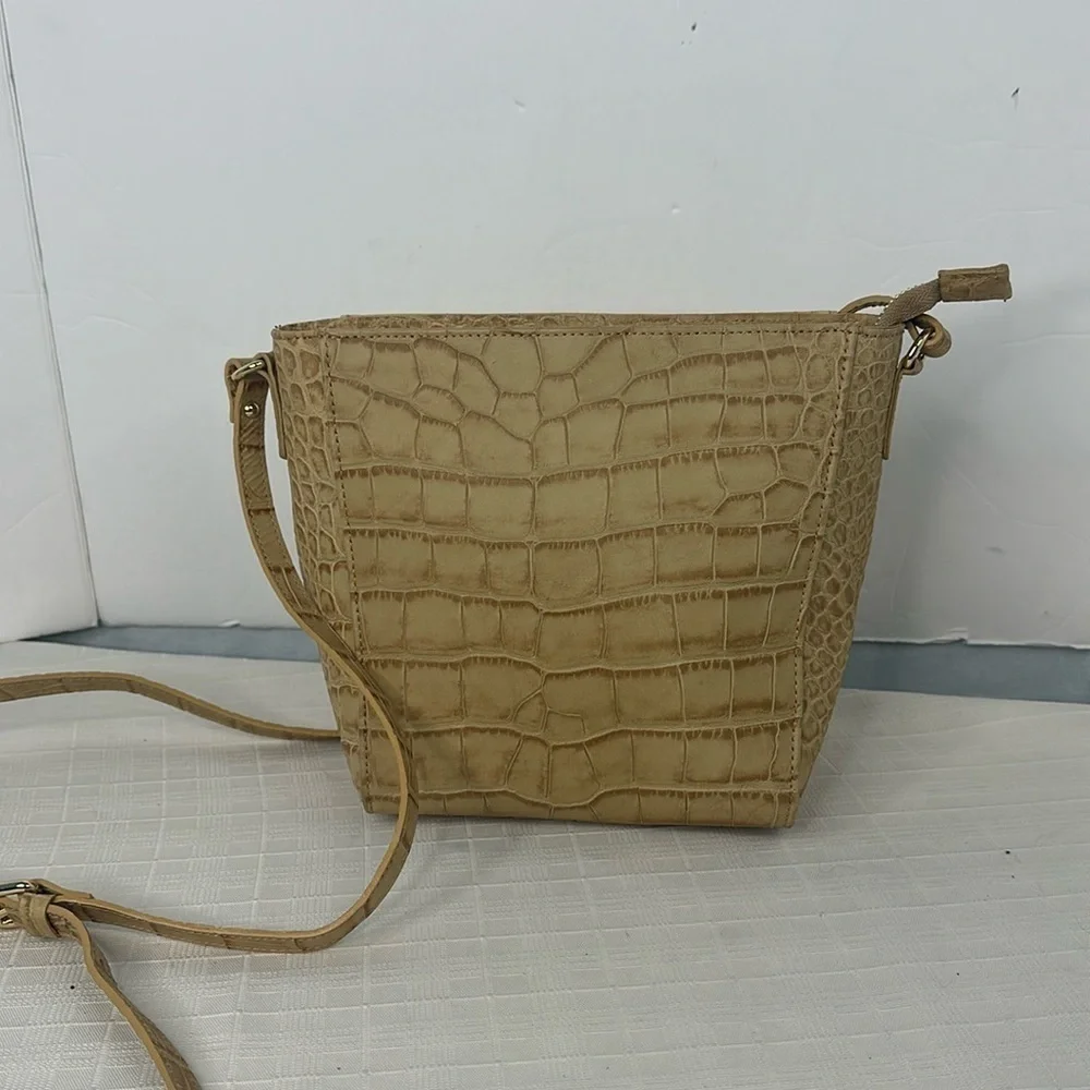 Valentina Tulip croc Embossed crossbody bag